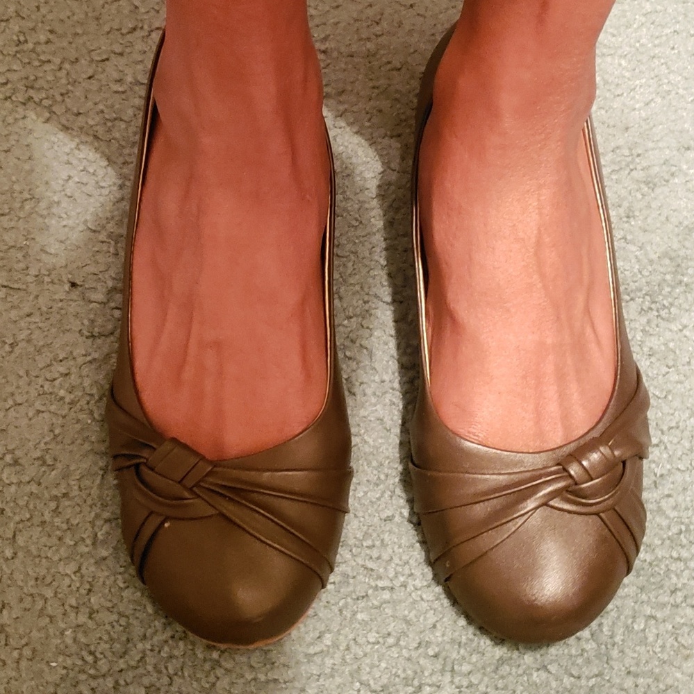 *BOGO 50% same category item- Low-wedge Comfy Flat